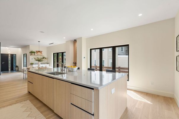 Dining room, Interior, Kitchen, Pendant Lights, Recessed Lighting, Wood Texture Flooring