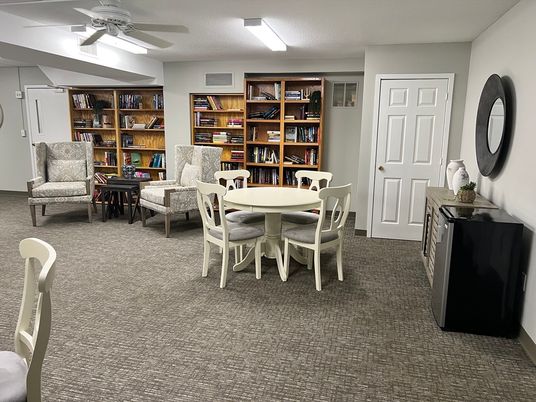 Dining room, Interior