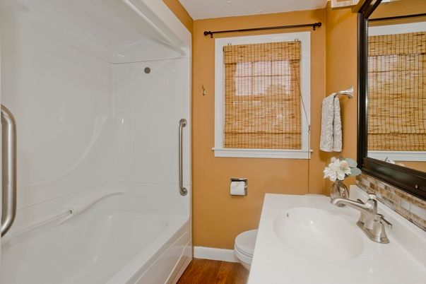 Bathroom, Interior, Wood Texture Flooring