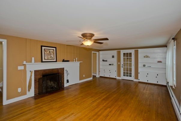 Empty room, Fireplace, Interior, Wood Texture Flooring