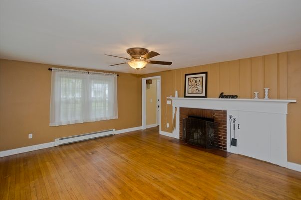 Empty room, Fireplace, Interior, Wood Texture Flooring