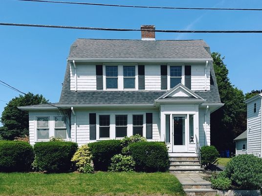 Exterior, Facade, Georgian