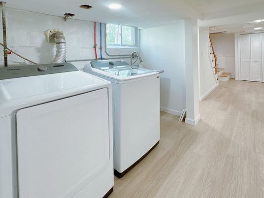 Interior, Recessed Lighting, Utility Closets, Washer, Wood Texture Flooring