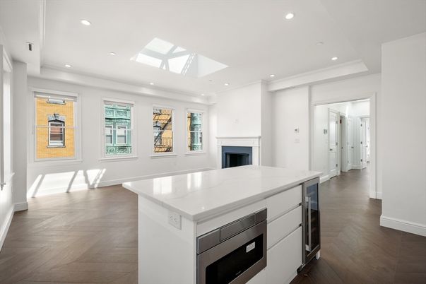 Fireplace, Interior, Kitchen, Recessed Lighting, Wood Texture Flooring