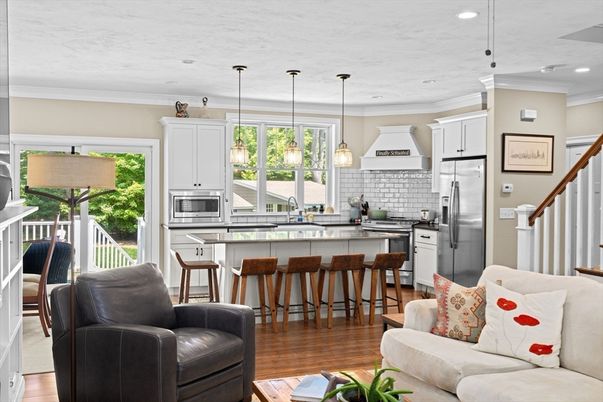 Interior, Kitchen, Living room, Pendant Lights, Recessed Lighting, Stainless Steel Appliances, Wood Texture Flooring