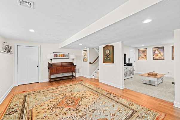 Interior, Piano, Recessed Lighting, Wood Texture Flooring