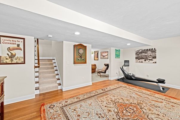 Fitness Equipment, Interior, Recessed Lighting, Wood Texture Flooring