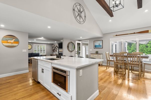 Dining room, Interior, Kitchen, Recessed Lighting, Wooden Beams, Wood Texture Flooring