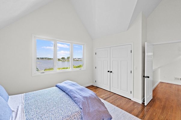 Bedroom, Interior, Water, Wood Texture Flooring