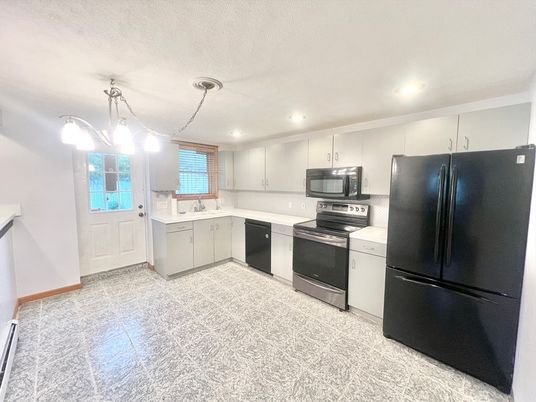 Interior, Kitchen, Pendant Lights, Recessed Lighting, Stainless Steel Appliances