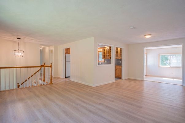 Empty room, Interior, Pendant Lights, Wood Texture Flooring