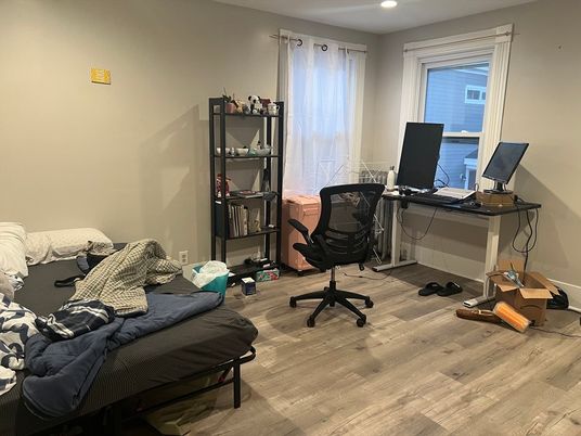 Home Office, Interior, Recessed Lighting, Wood Texture Flooring