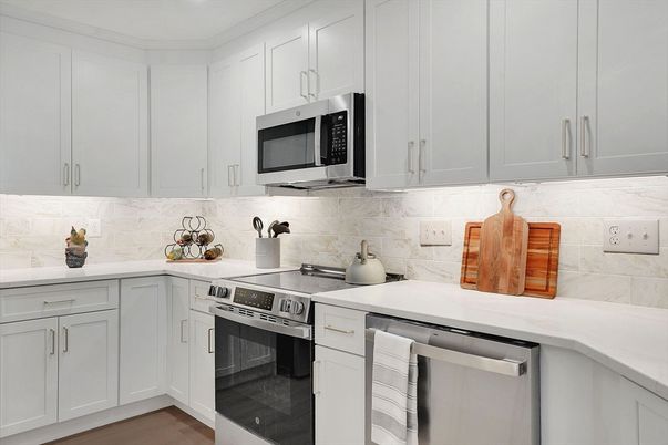Interior, Kitchen, Stainless Steel Appliances, Wood Texture Flooring