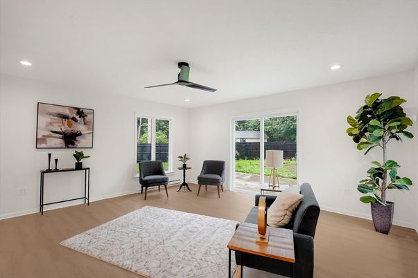 Interior, Recessed Lighting, Wood Texture Flooring
