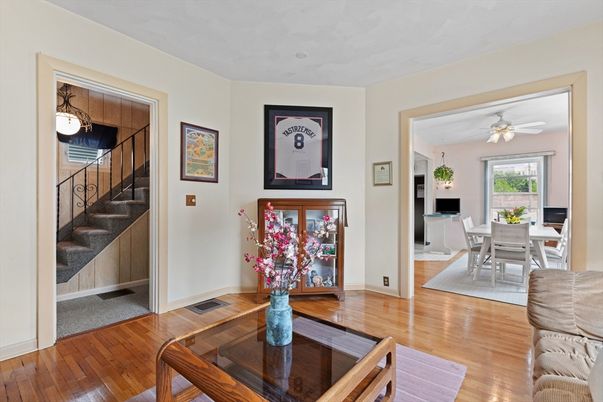 Dining room, Interior, Wood Texture Flooring