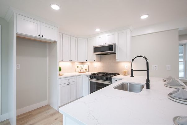 Interior, Kitchen, Recessed Lighting, Wood Texture Flooring