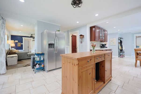 Dining room, Interior, Kitchen, Living room, Recessed Lighting, Stainless Steel Appliances