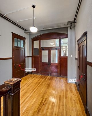Interior, Pendant Lights, Wood Texture Flooring