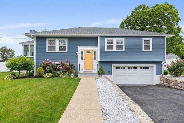 Attached, Exterior, Facade, Raised Ranch