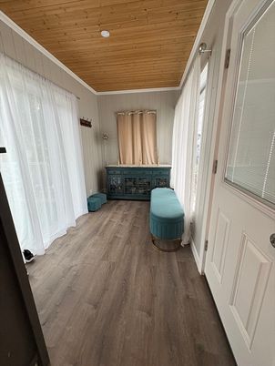 Interior, Recessed Lighting, Wooden Ceilings, Wood Texture Flooring