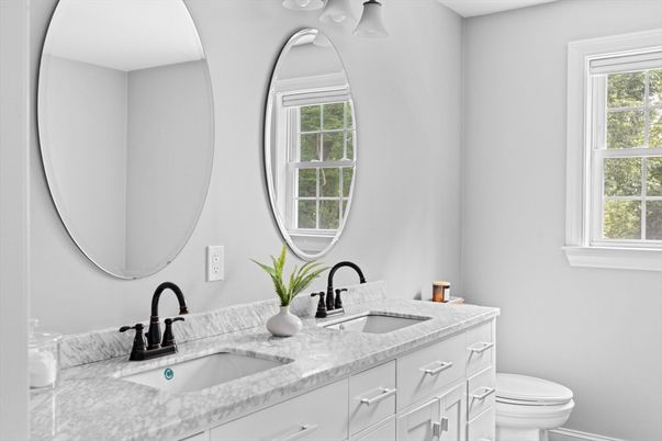 Bathroom, Dual Sink Vanities, Interior