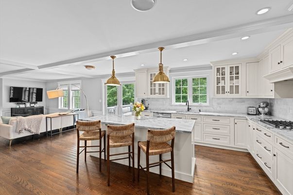Interior, Kitchen, Living room, Pendant Lights, Recessed Lighting, Wood Texture Flooring