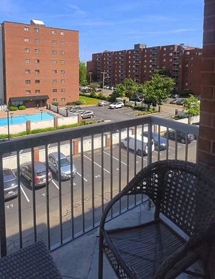 Exterior, Pool, Other