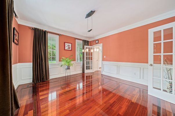 Empty room, Interior, Pendant Lights, Wood Texture Flooring