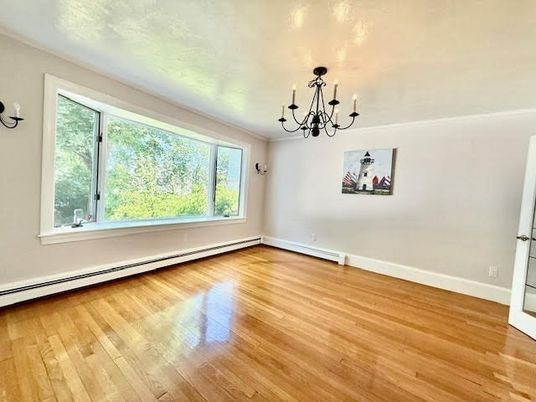 Chandelier, Empty room, Interior, Wood Texture Flooring