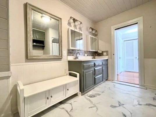 Bathroom, Dual Sink Vanities, Interior, Marble