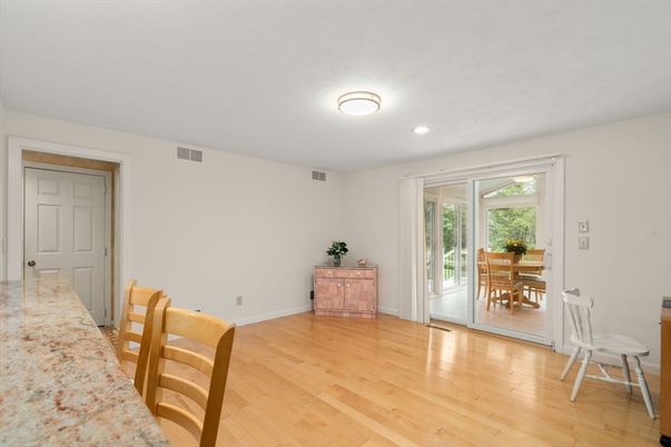 Dining room, Interior, Recessed Lighting, Wood Texture Flooring