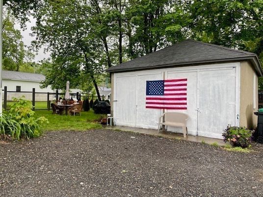 Backyard, Detached Garage, Exterior