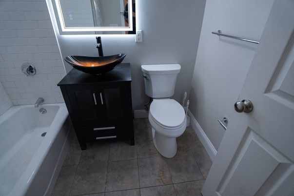 Bathroom, Interior