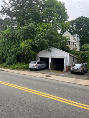Detached Garage, Exterior