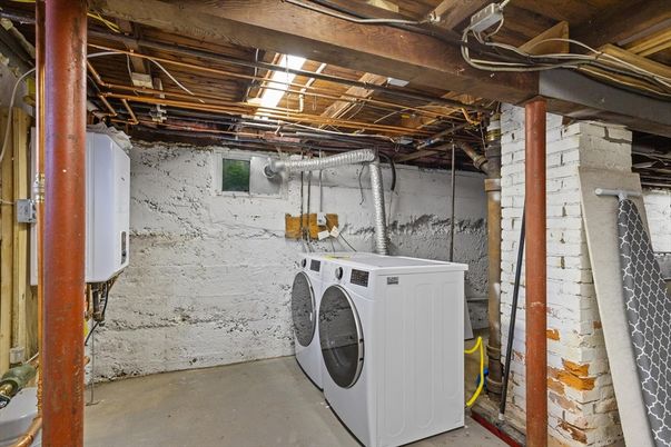 Interior, Washer