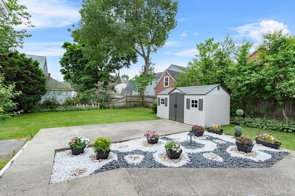 Backyard, Detached Garage, Exterior