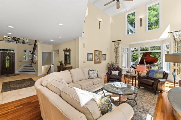 Interior, Living room, Piano, Recessed Lighting, Wood Texture Flooring