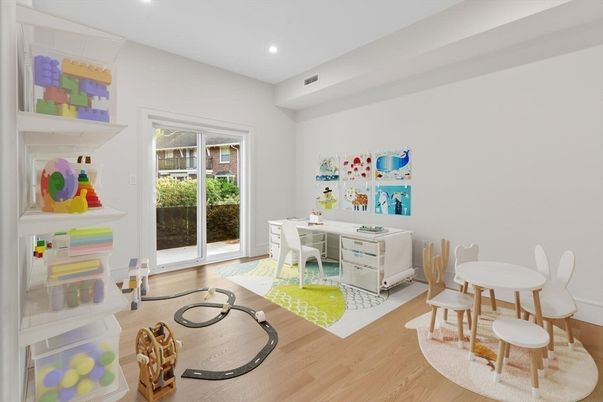 Dining room, Interior, Recessed Lighting, Wood Texture Flooring