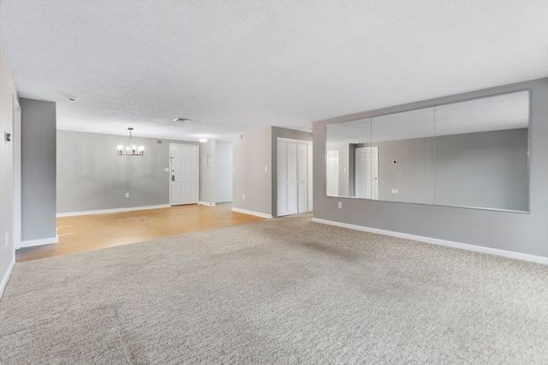 Chandelier, Empty room, Interior, Wood Texture Flooring