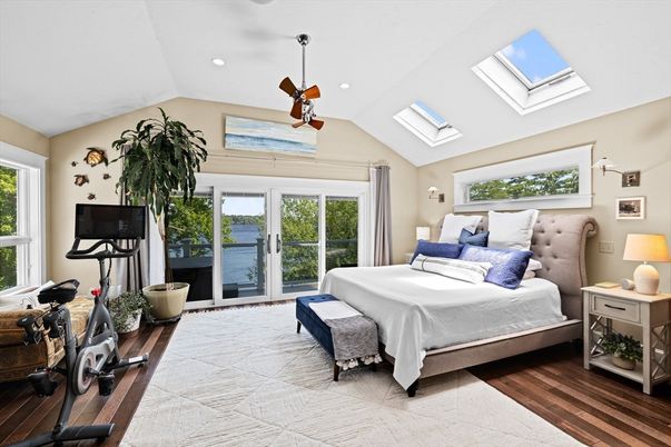 Bedroom, Fitness Equipment, Interior, Recessed Lighting, Water, Wood Texture Flooring
