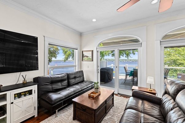 Interior, Living room, Recessed Lighting, Water, Wood Texture Flooring