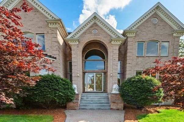 Exterior, Facade, Brick Facade, Brick Traditional