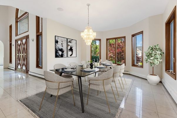 Chandelier, Dining room, Interior