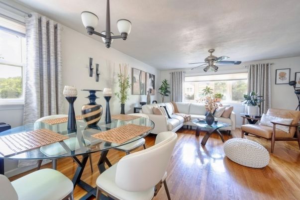 Chandelier, Dining room, Interior, Living room, Wood Texture Flooring