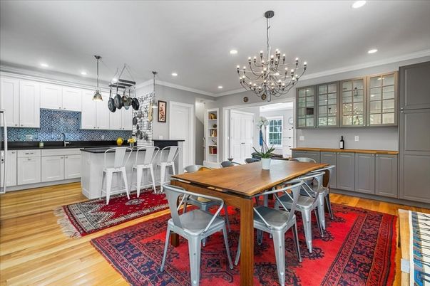 Chandelier, Dining room, Interior, Kitchen, Pendant Lights, Recessed Lighting, Wood Texture Flooring