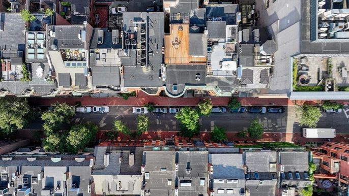 Exterior, Drone