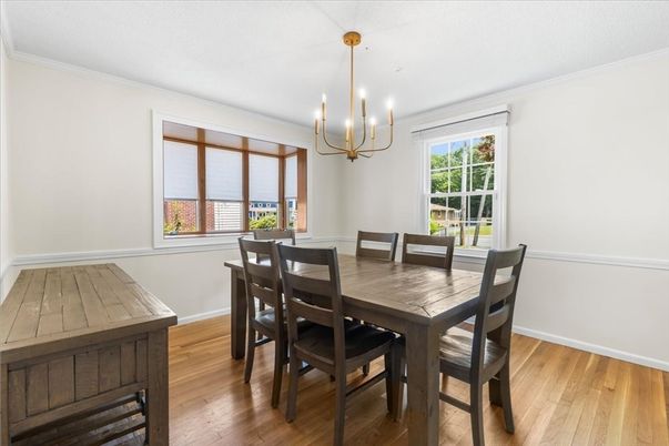 Chandelier, Dining room, Interior, Pendant Lights, Wood Texture Flooring