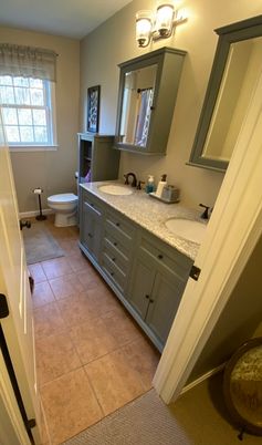 Bathroom, Dual Sink Vanities, Interior
