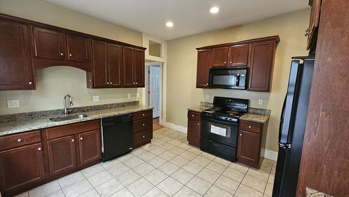 Interior, Kitchen, Recessed Lighting