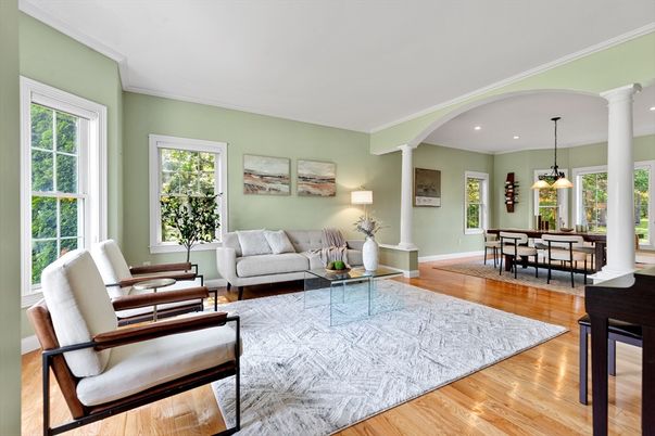 Dining room, Interior, Living room, Pendant Lights, Recessed Lighting, Wood Texture Flooring